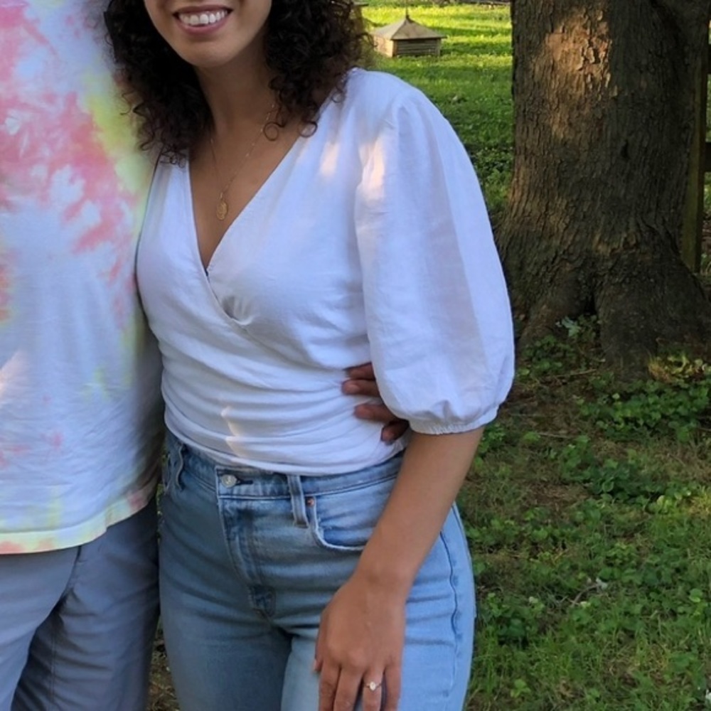 Abercrombie puff sleeve wrap top